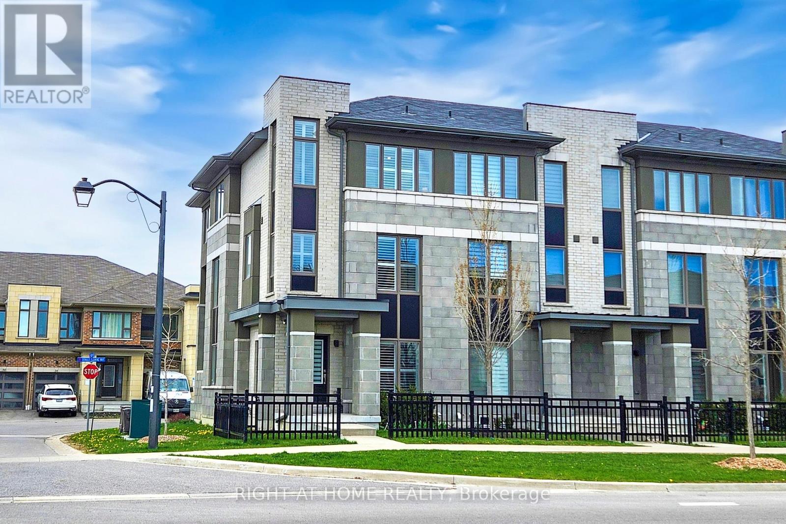 53 DONALD FLEMING WAY