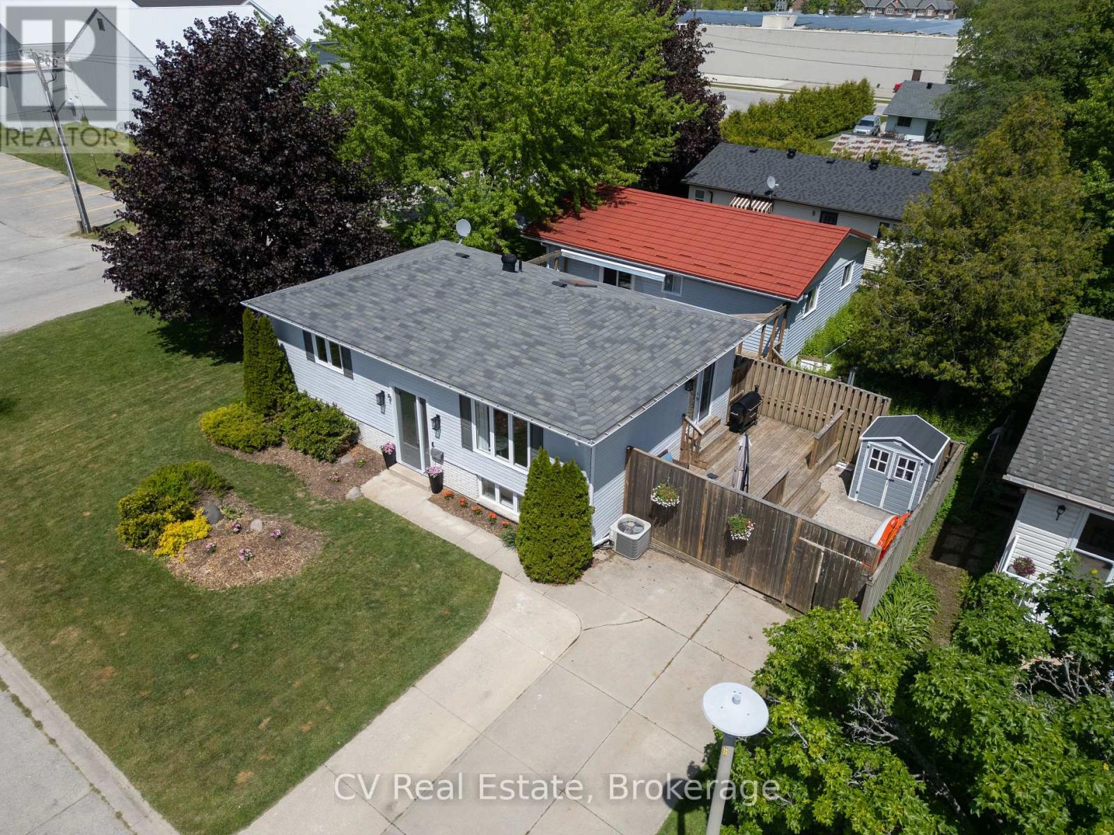1 BIRCHWOOD COURT