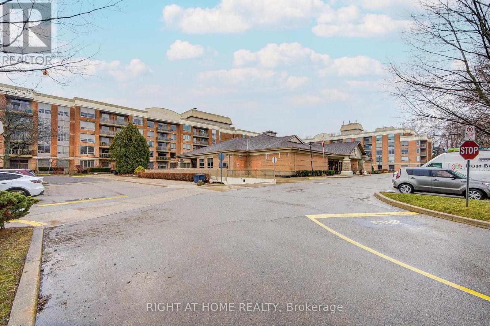 2406 - 100 BURLOAK DRIVE