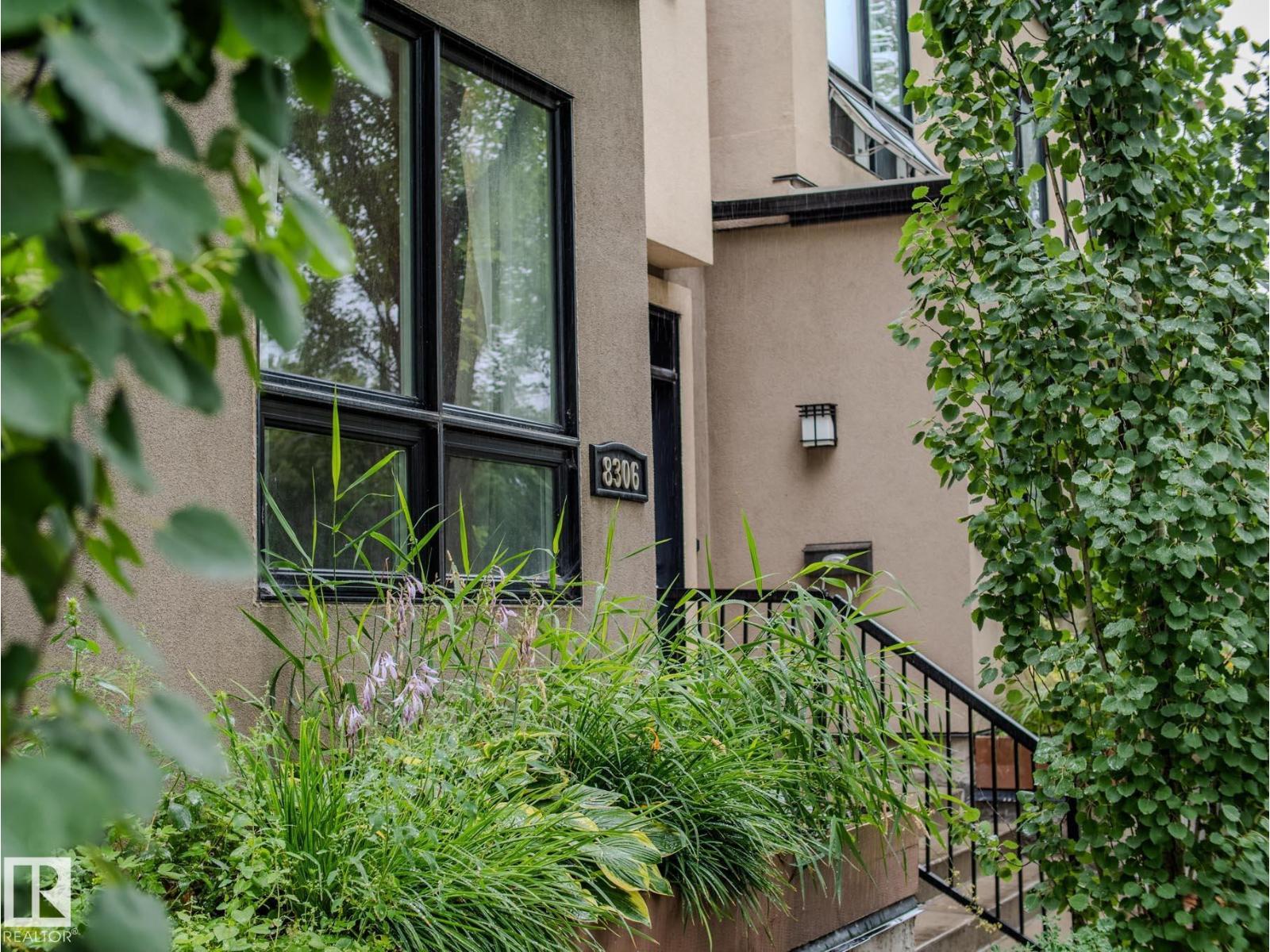 8306 108 ST NW