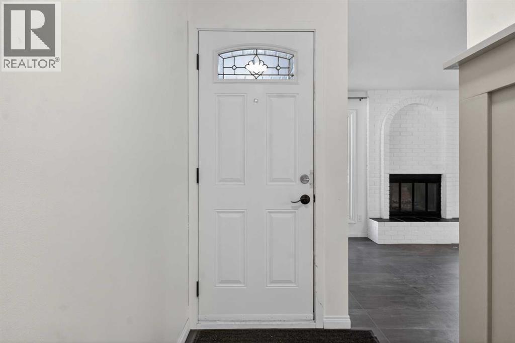 33 Sunhurst Crescent SE