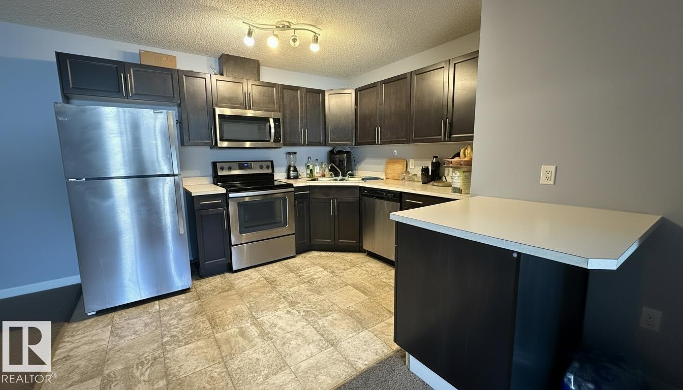 #133 301 CLAREVIEW STATION DR NW