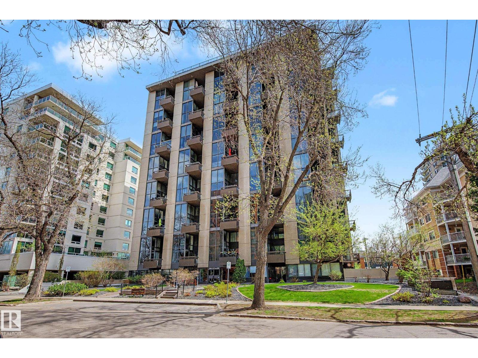 #1205 10045 118 ST NW