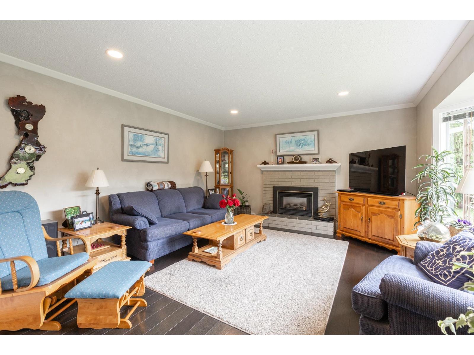 34559 HURST CRESCENT