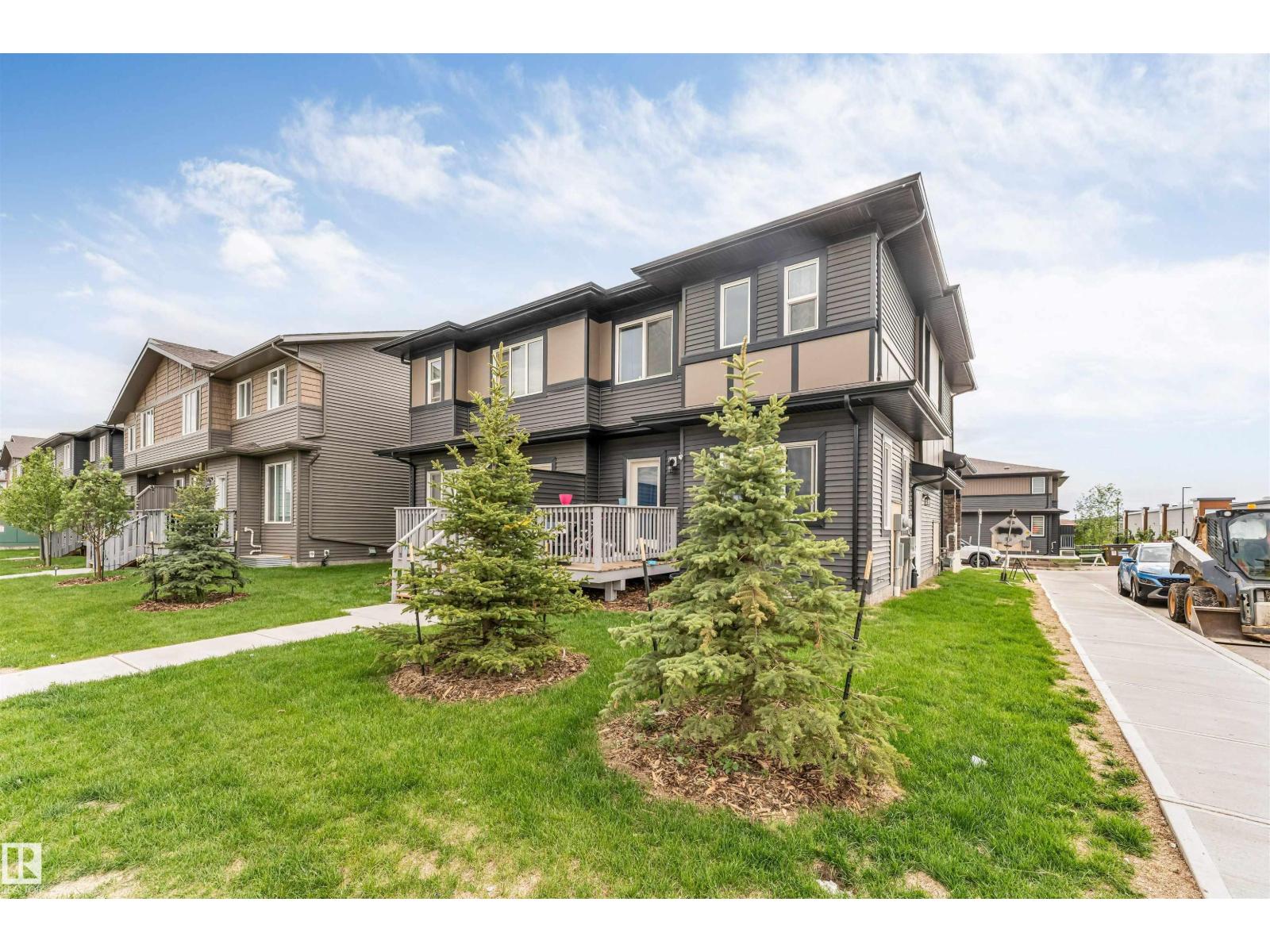#1 2710 66 ST SW