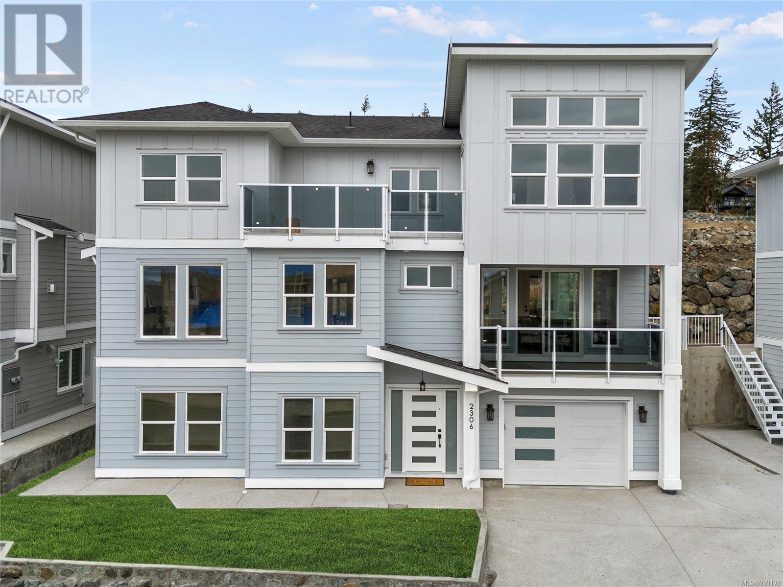 2306 Hudson Terr