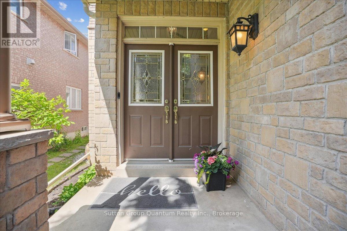2477 LONGRIDGE CRESCENT