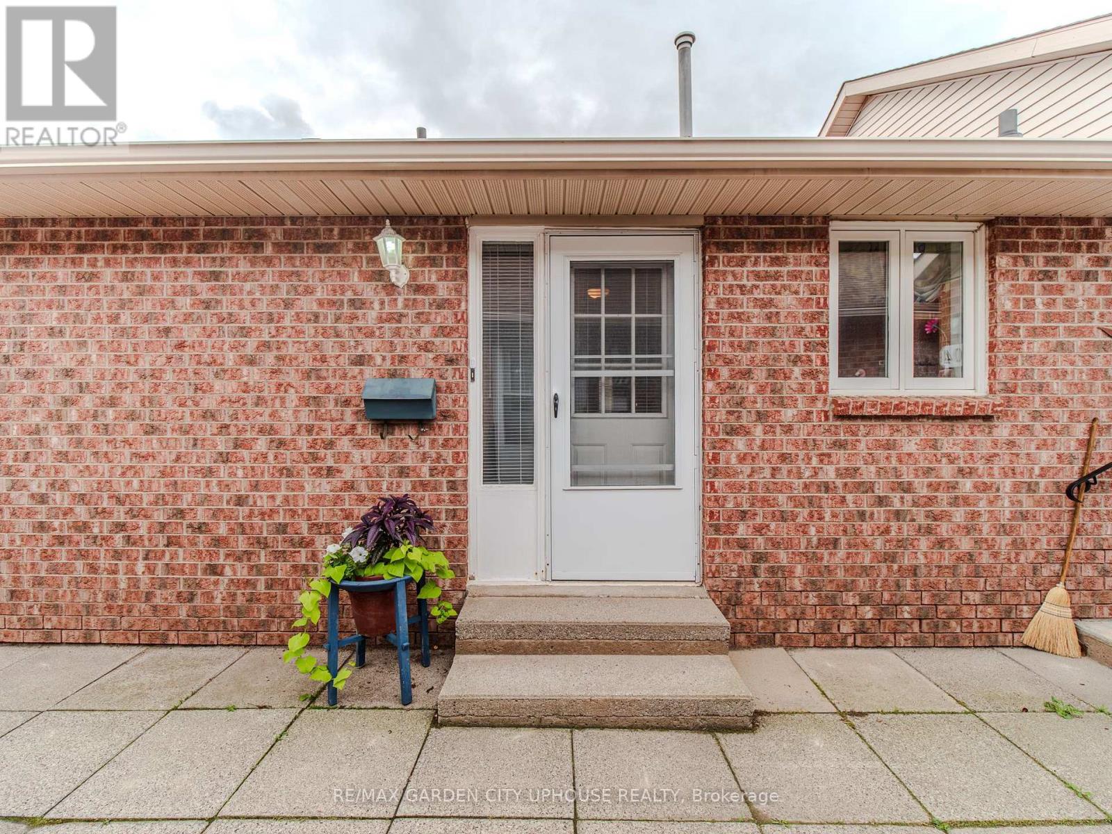 122 BUNTING ROAD