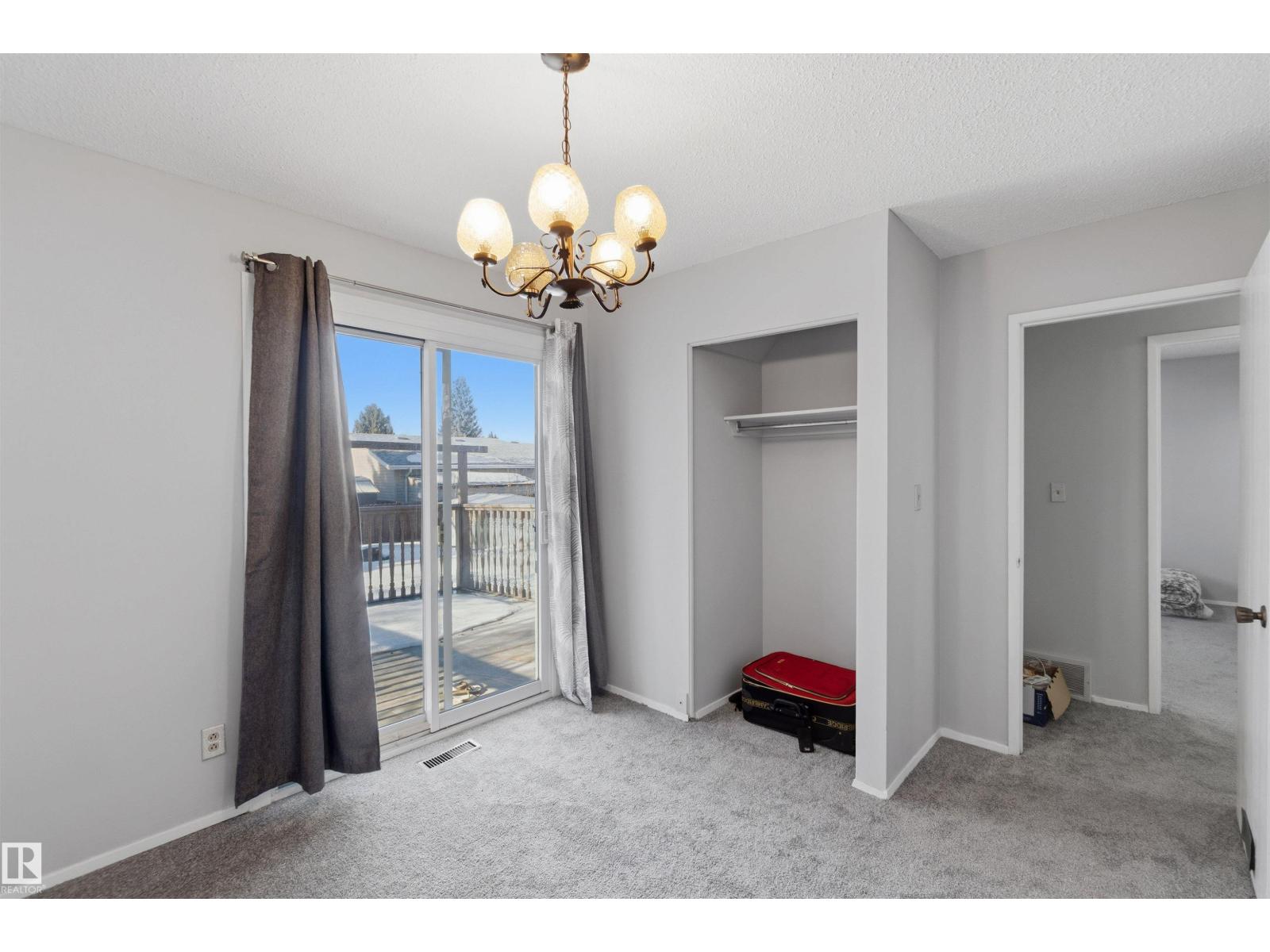 135 Humberstone RD NW