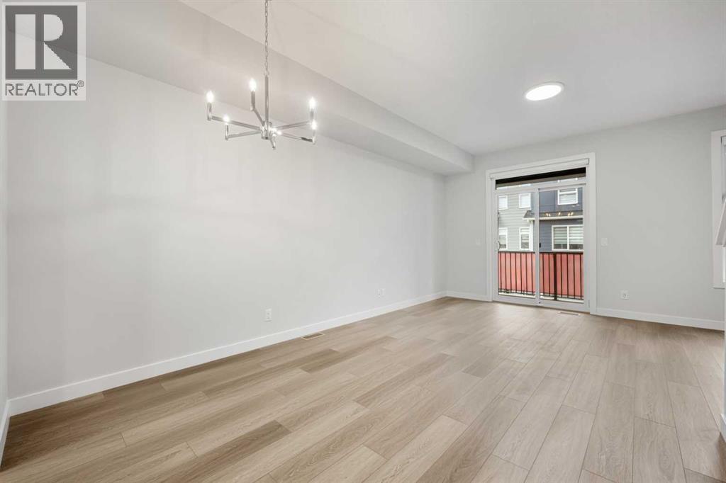 122, 285 Chelsea Court