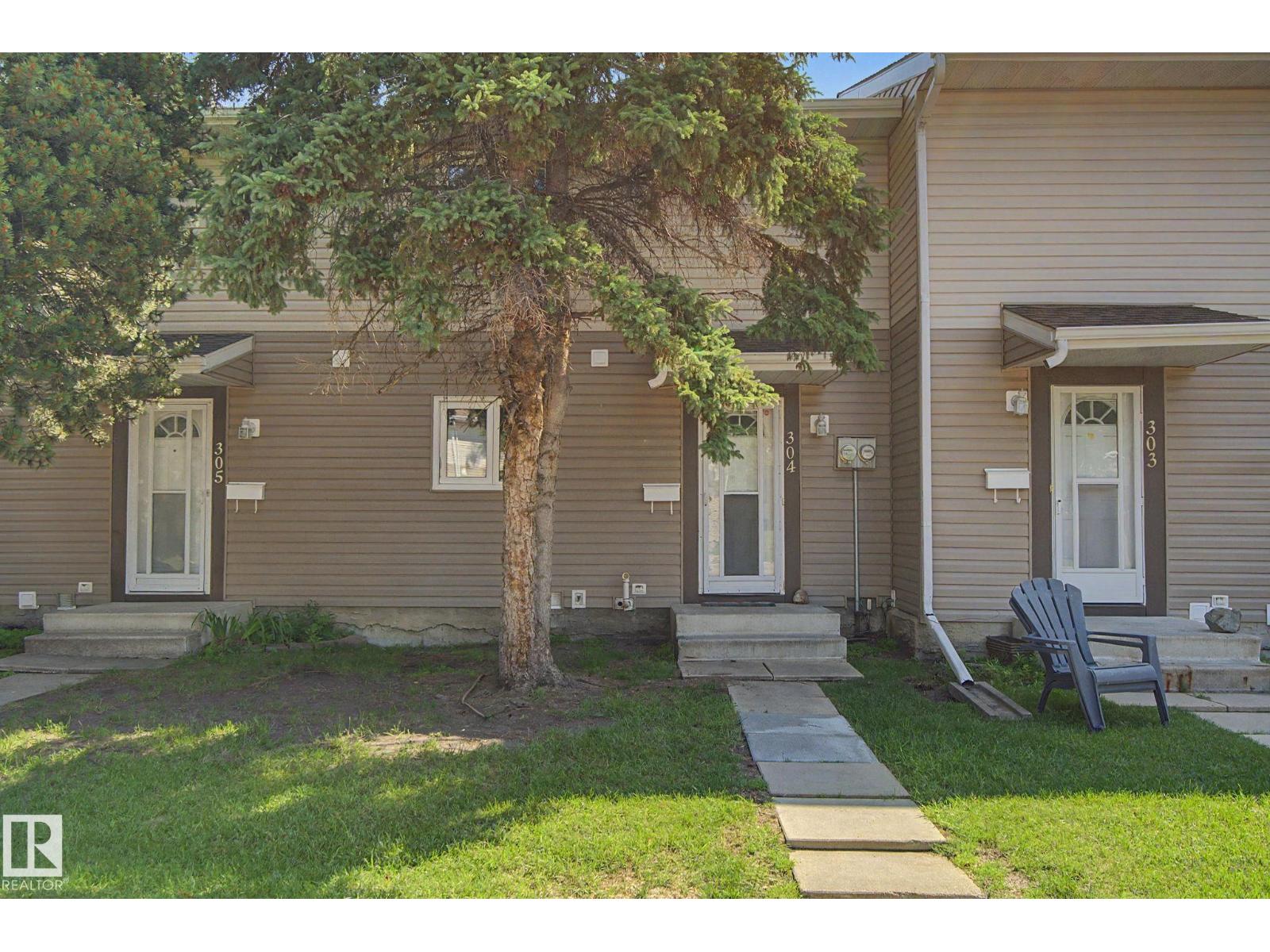 304 SPRUCE GL