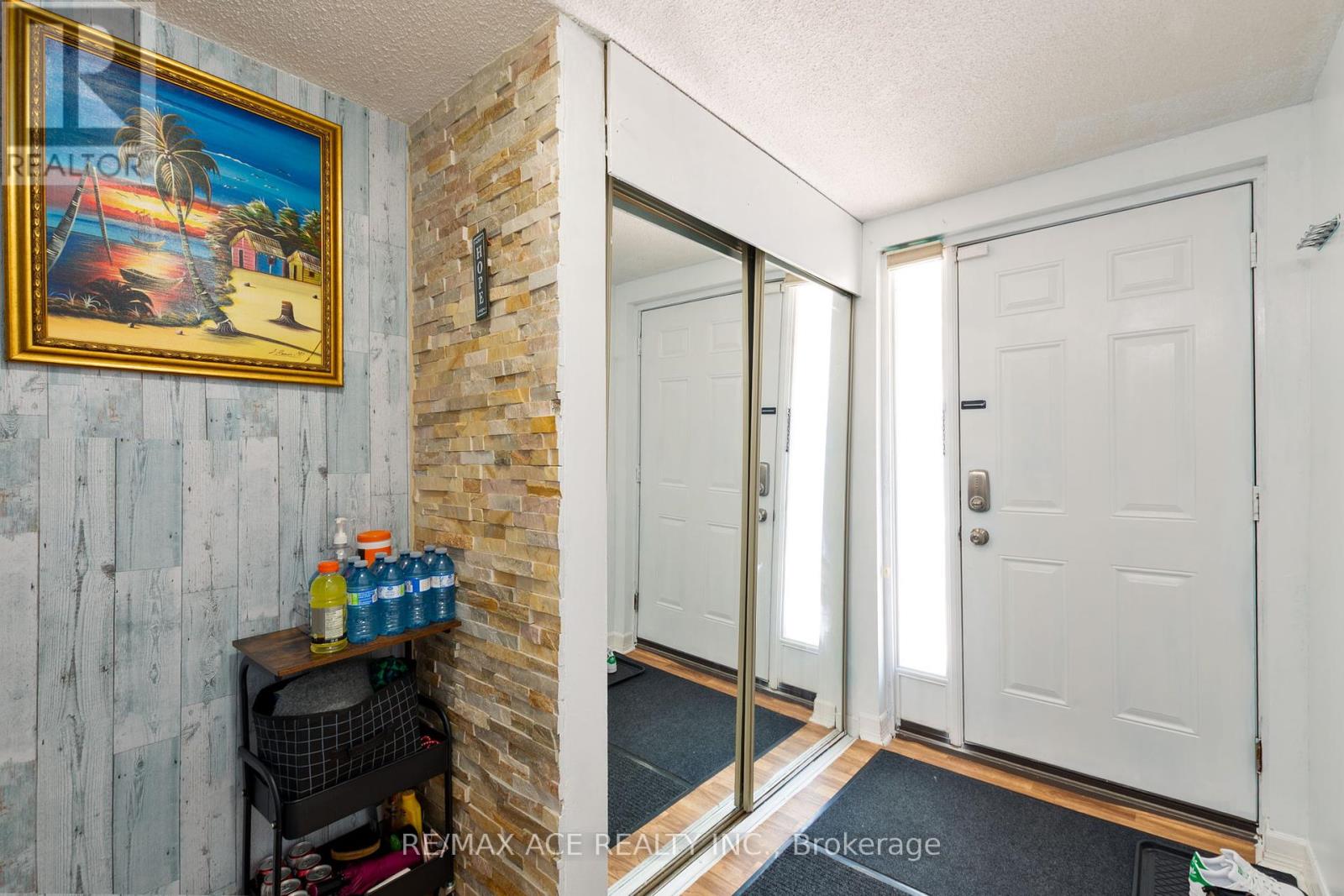 166 - 700 OSGOODE DRIVE