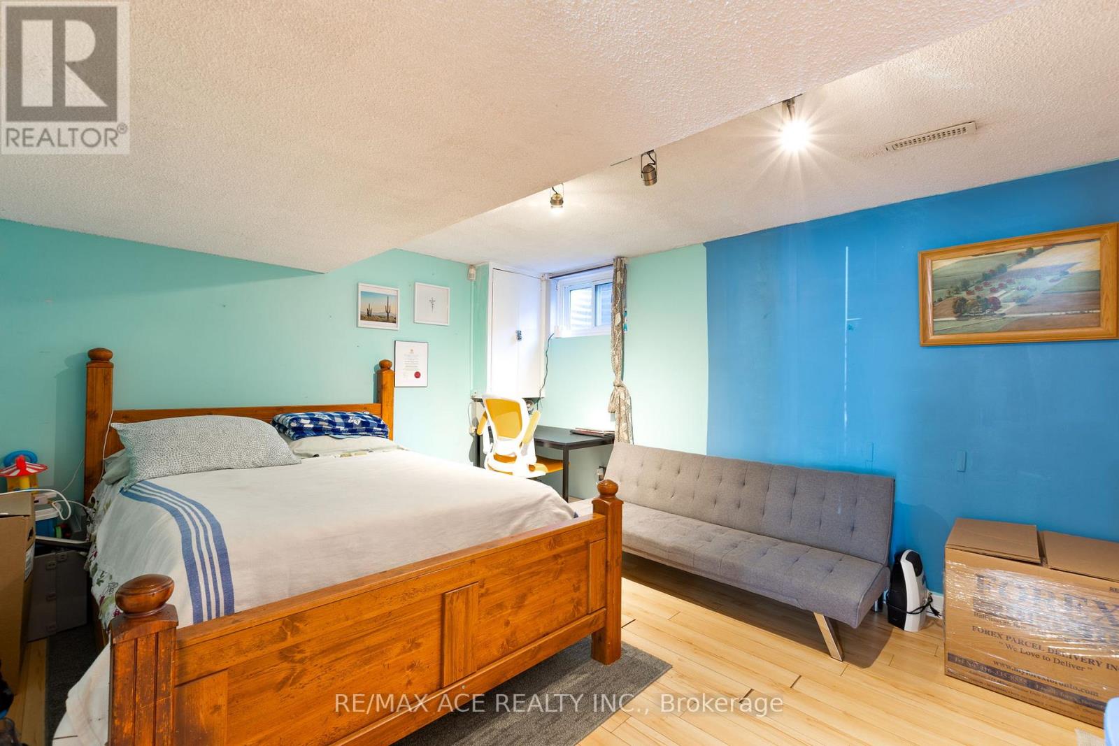 166 - 700 OSGOODE DRIVE
