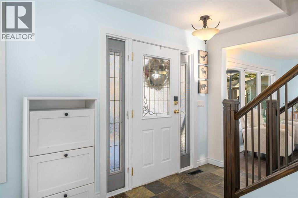 1315 Lake Michigan Crescent SE