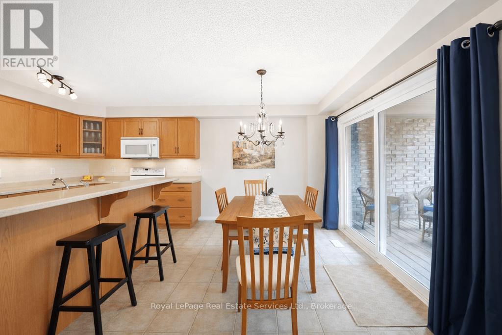 11 - 255 SUMMERFIELD DRIVE