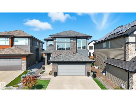 1487 HOWES CR SW SW Edmonton AB T6W4G6