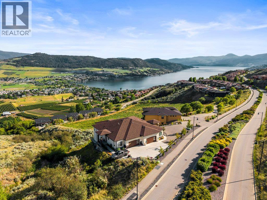 7716 Okanagan Hills Boulevard Unit# 1