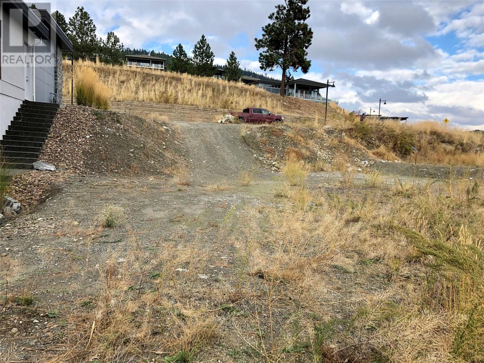 8916 Hampshire Crescent