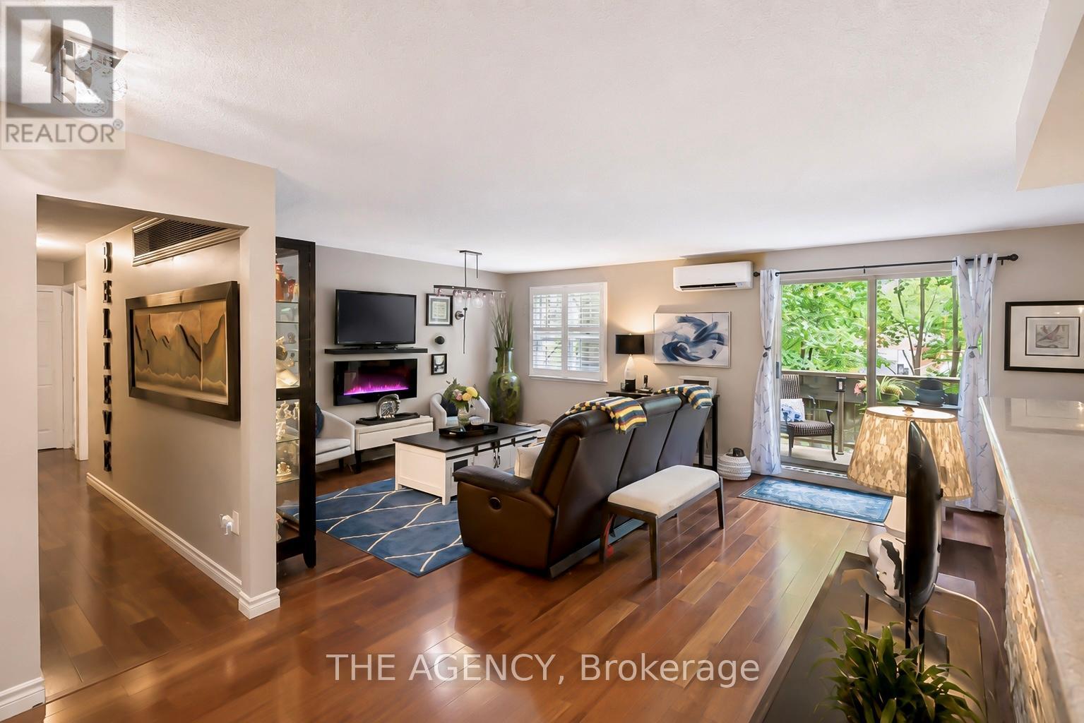 212 - 793 COLBORNE STREET