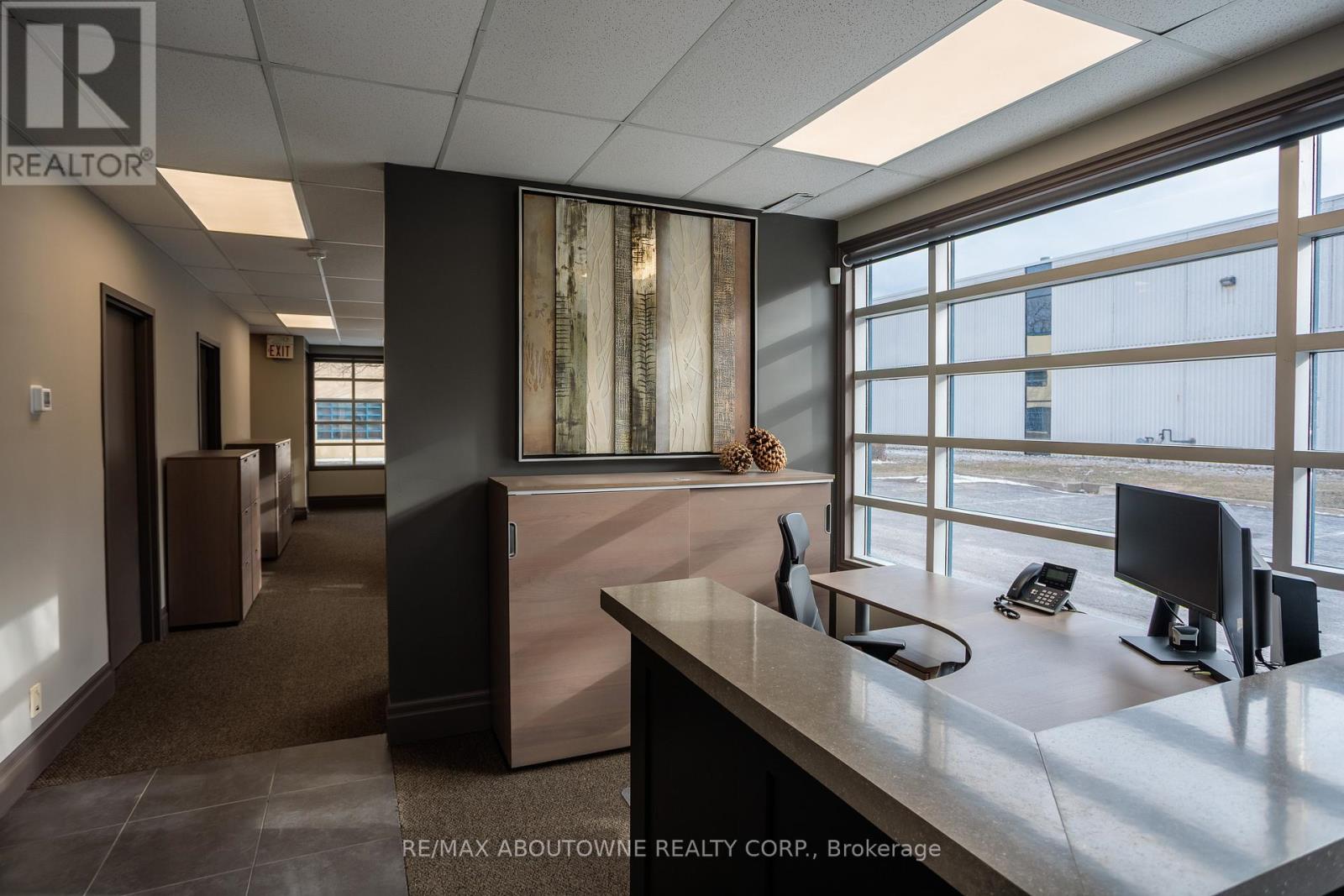 1 - 1464 CORNWALL ROAD