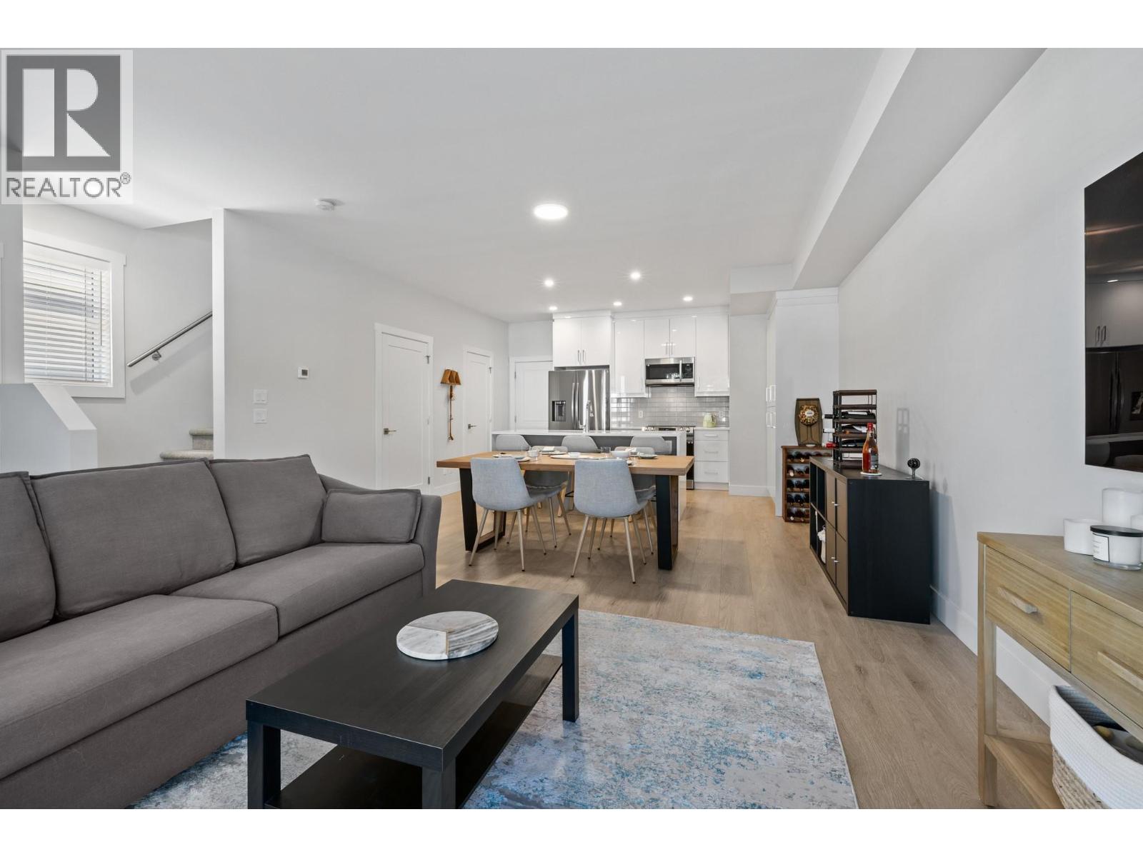 115 Wyndham Crescent Unit# 12