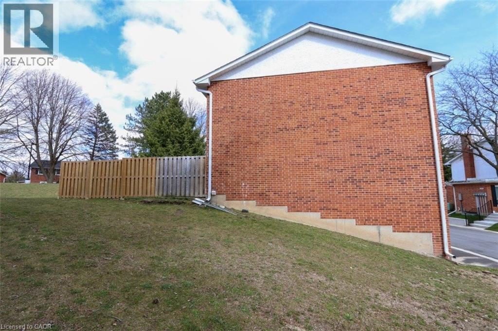 411 KEATS Way Unit# 1