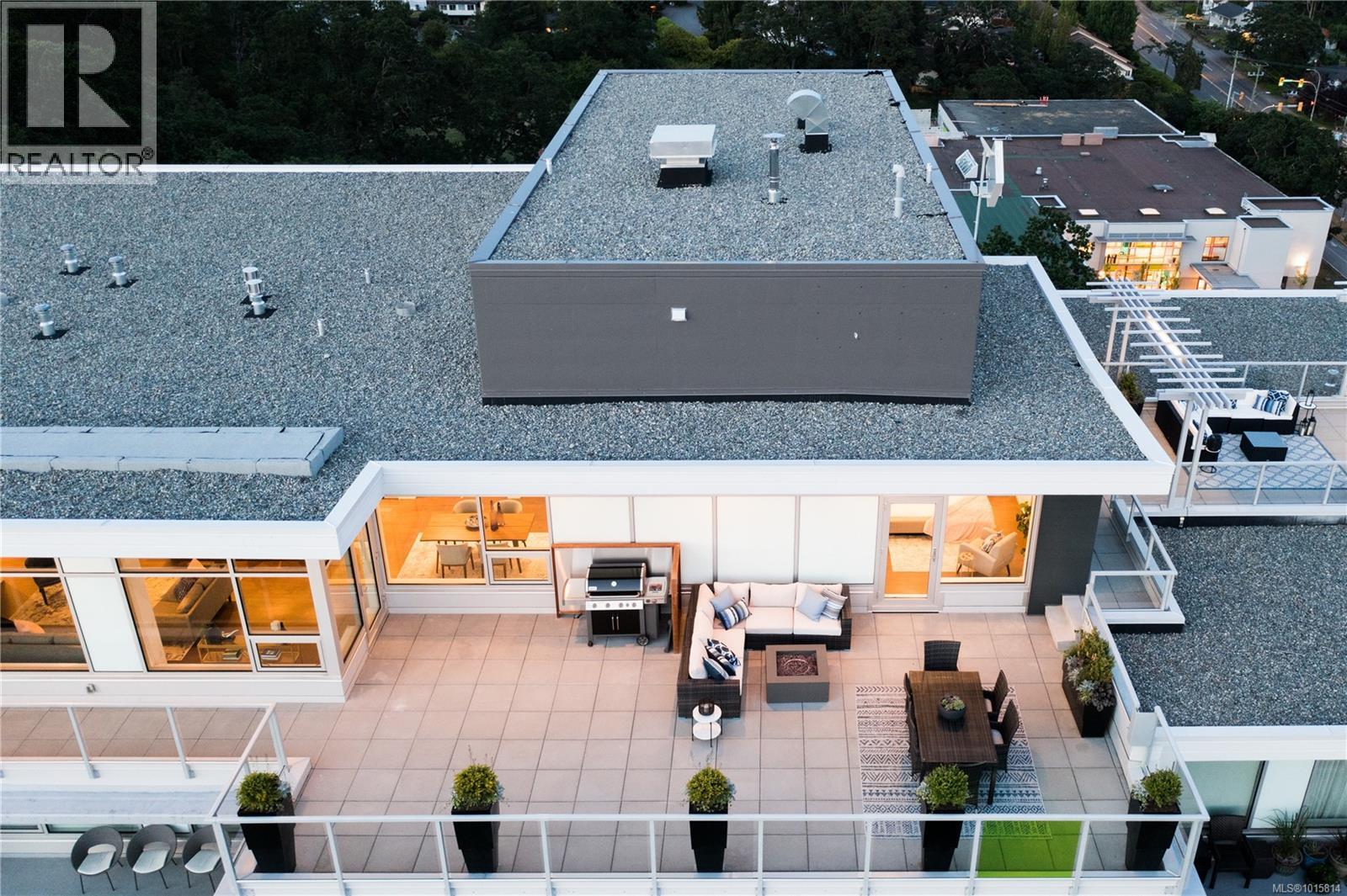 PH902 4009 Rainbow Hill Lane