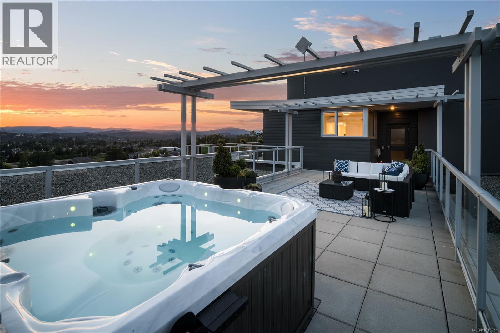 PH902 4009 Rainbow Hill Lane