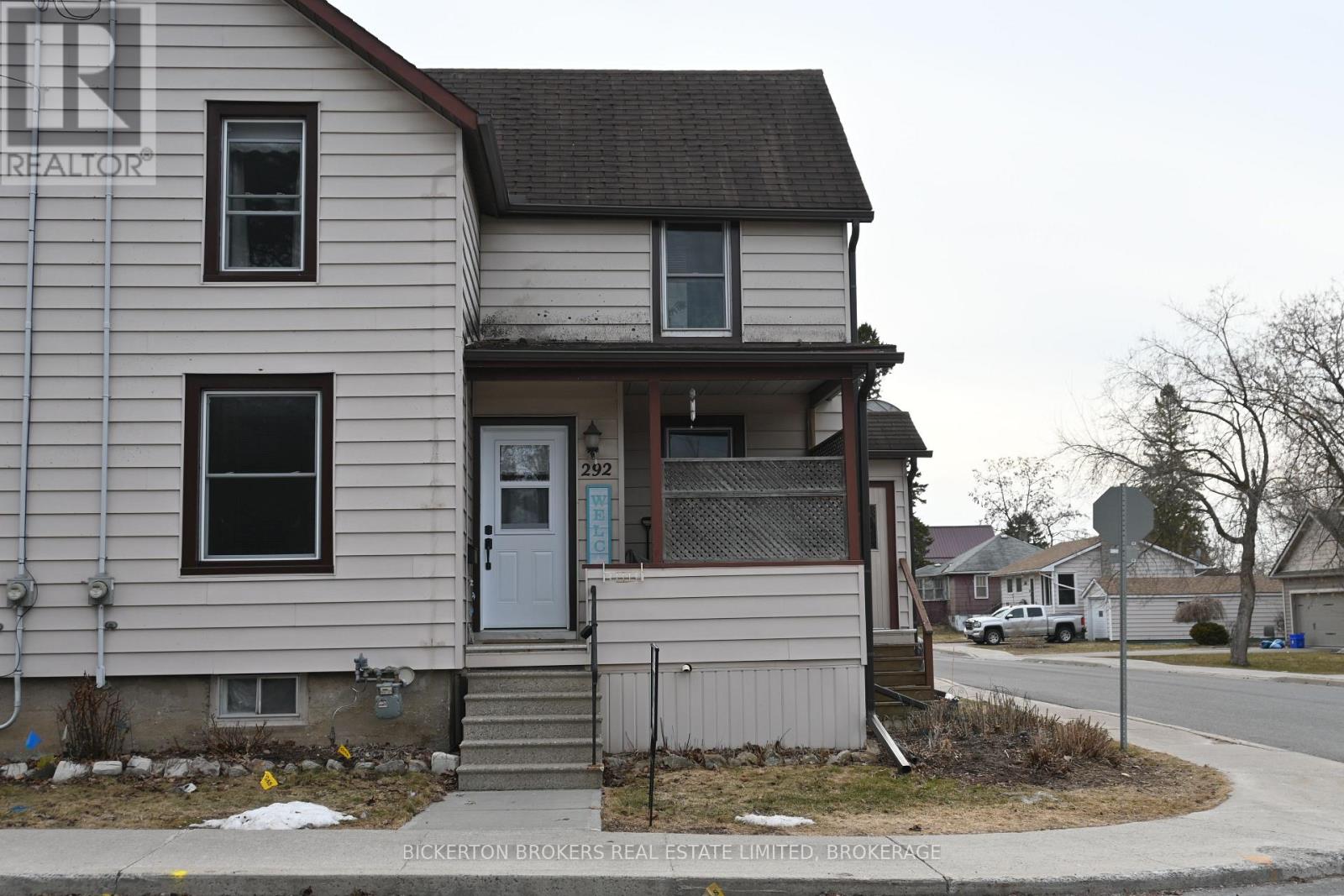 292 WILLIAM STREET N