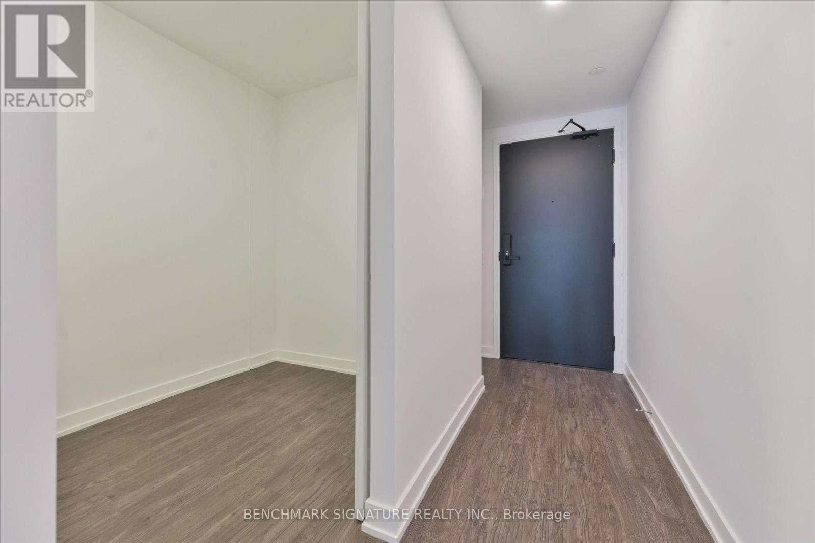 1212 - 88 QUEEN STREET E