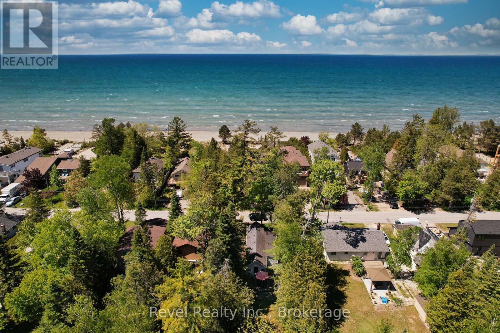 1693 SHORE LANE