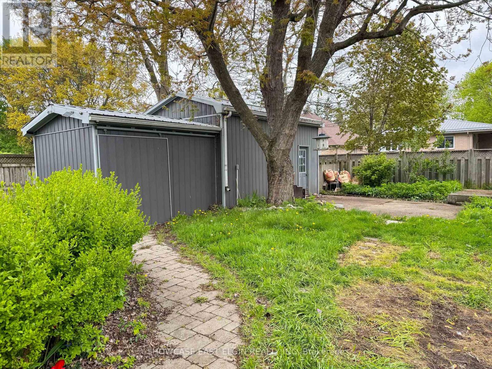 21 CLARENCE STREET