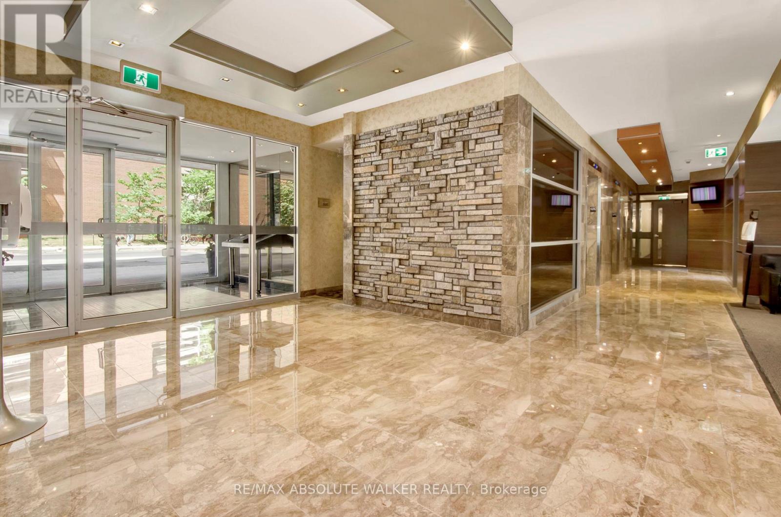1007 - 470 LAURIER AVENUE W