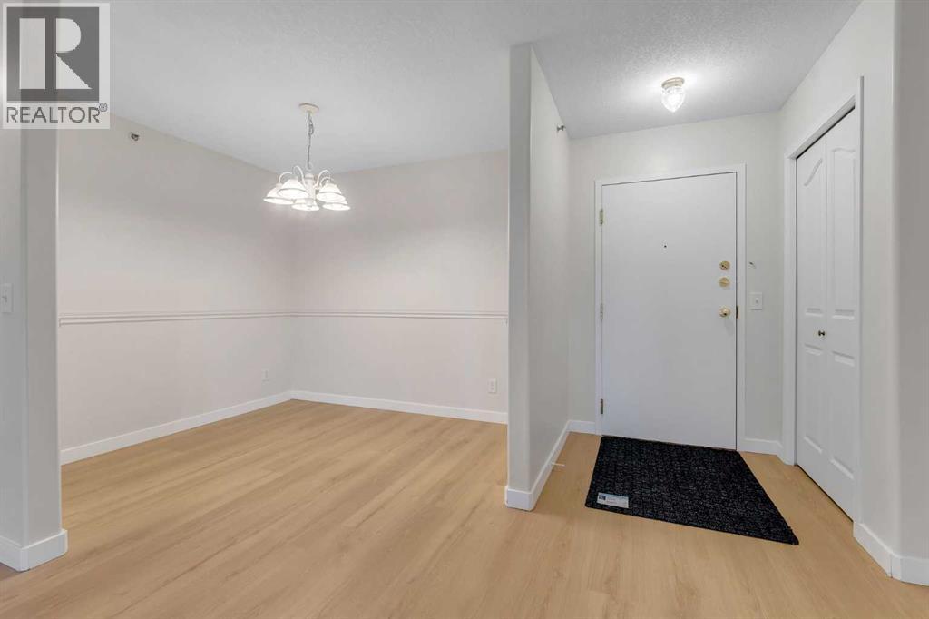 307, 1307 Valleyview Park SE