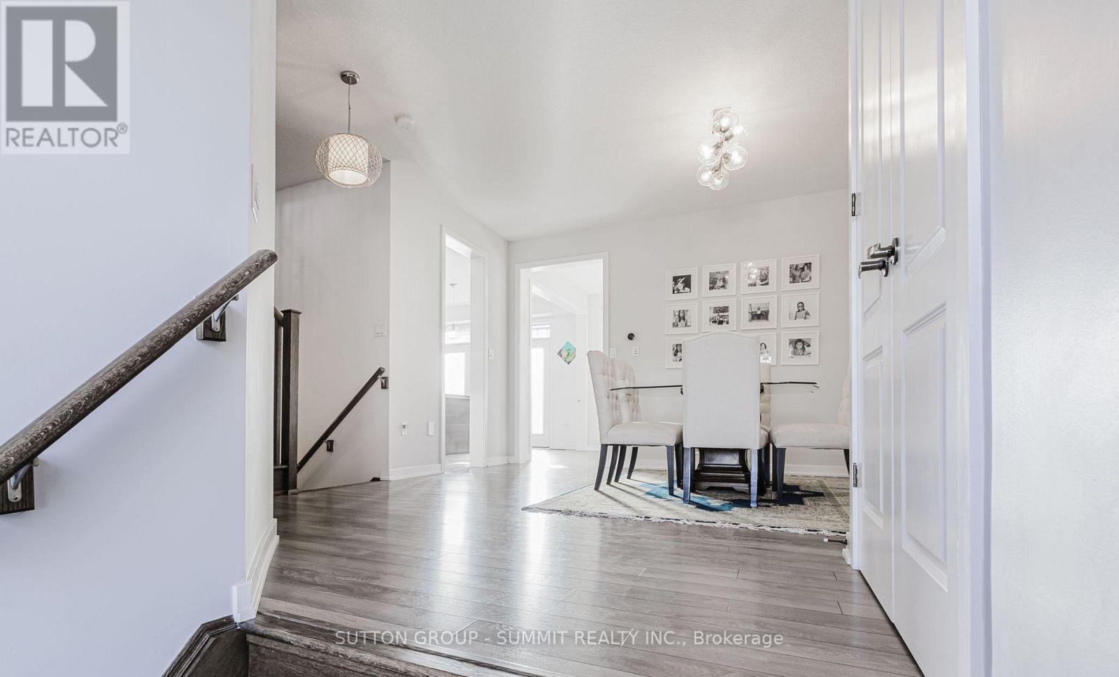 40 ALDGATE AVENUE S