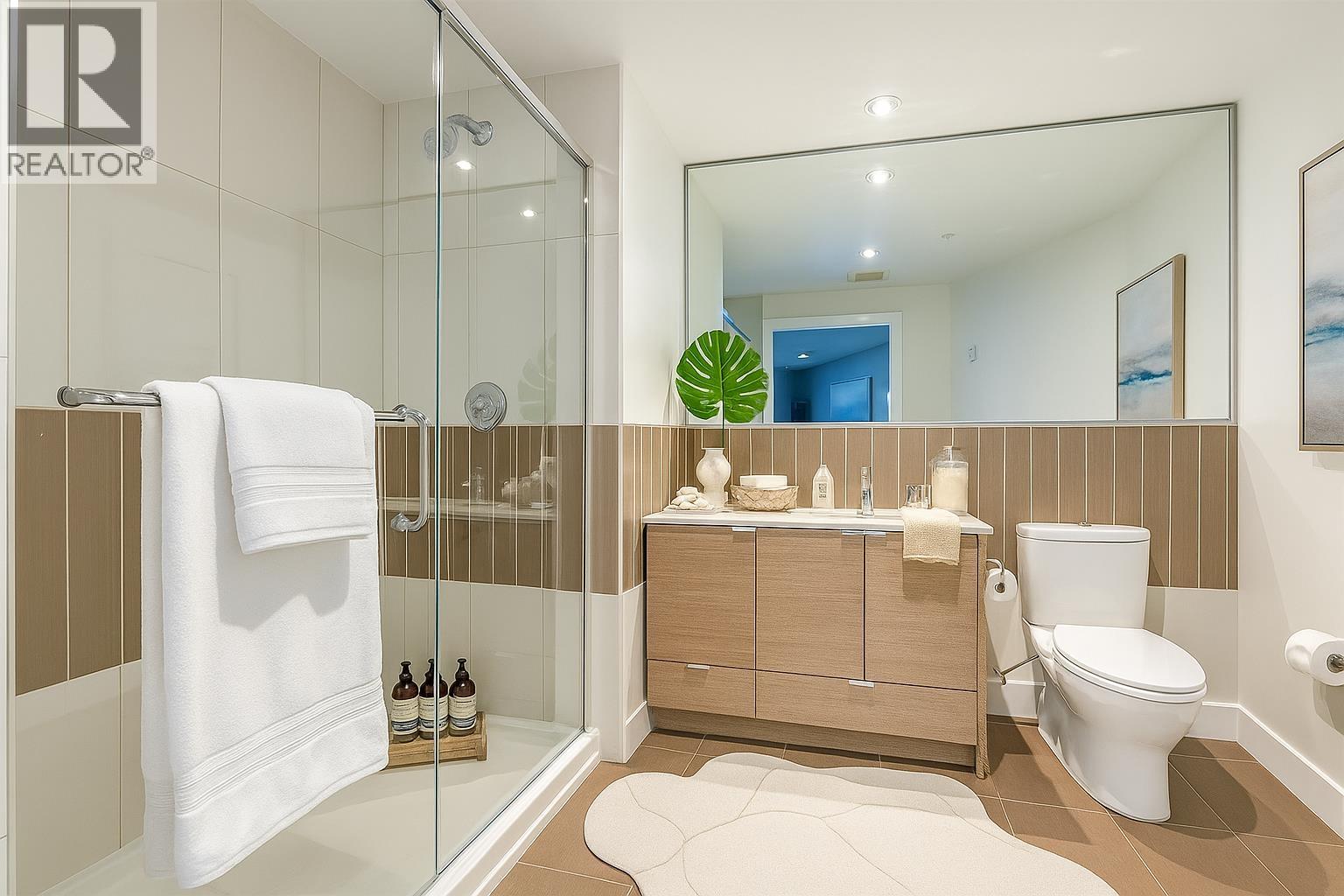 901 175 W 2ND STREET