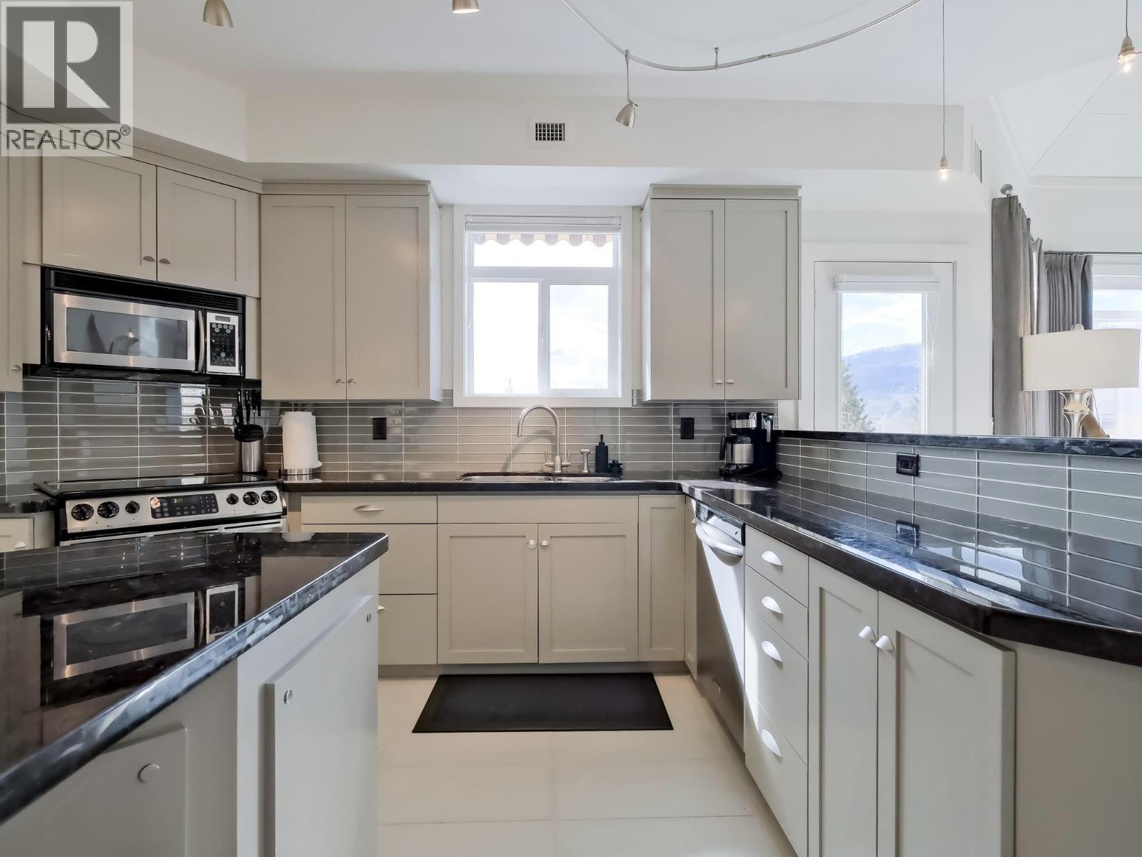 1088 Sunset Drive Unit# 221