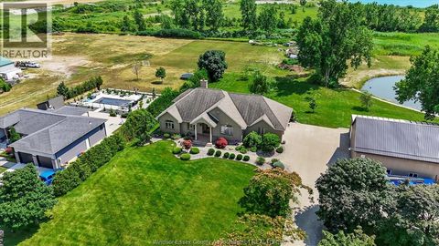 210 Mersea 3 Leamington ON N8H3V5