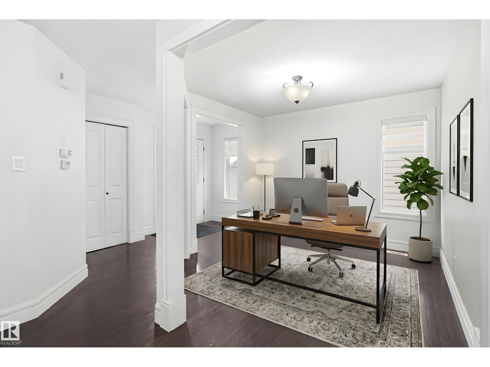 469 Ainslie Crescent SW SW