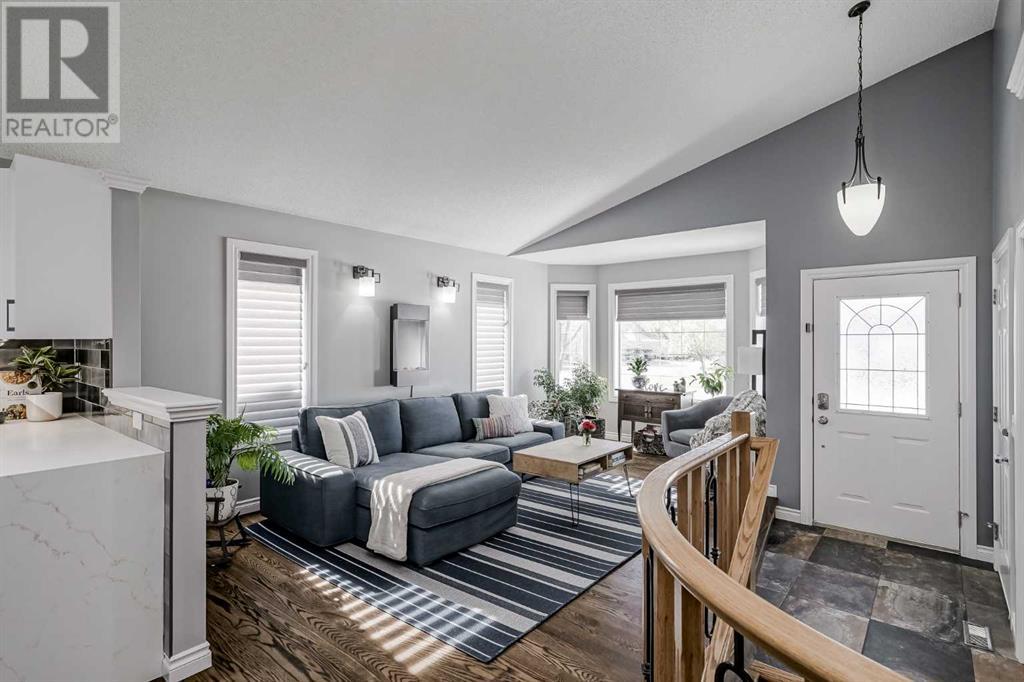 111 West Lakeview Circle