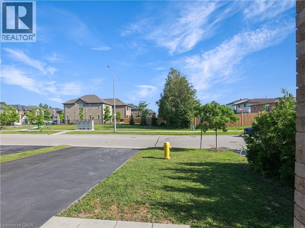 4 SLATER STREET