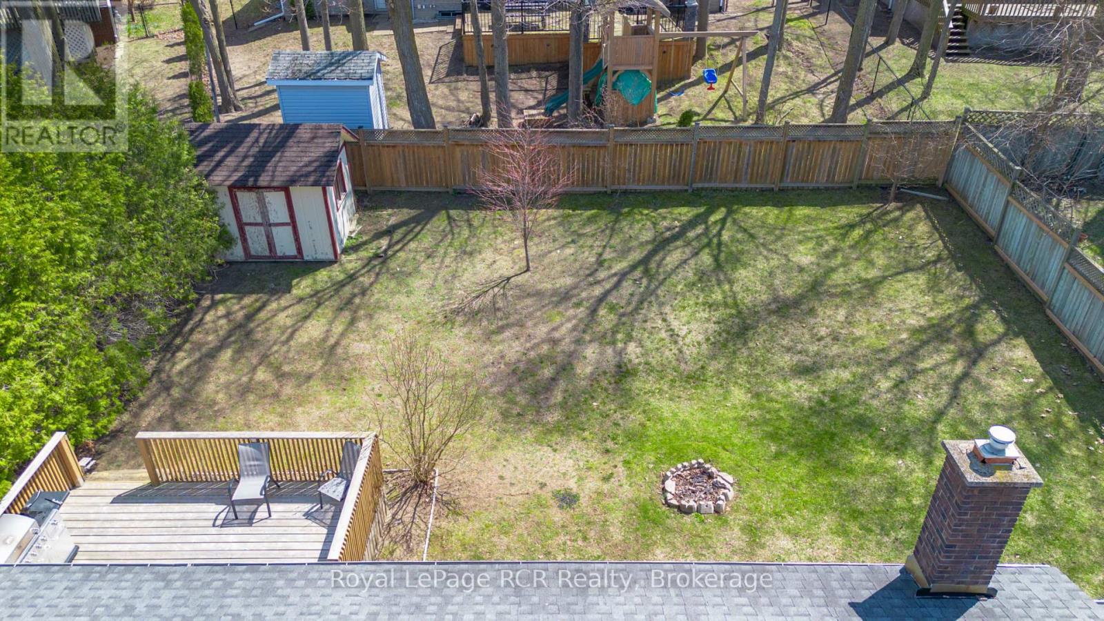 383 WELLINGTON STREET