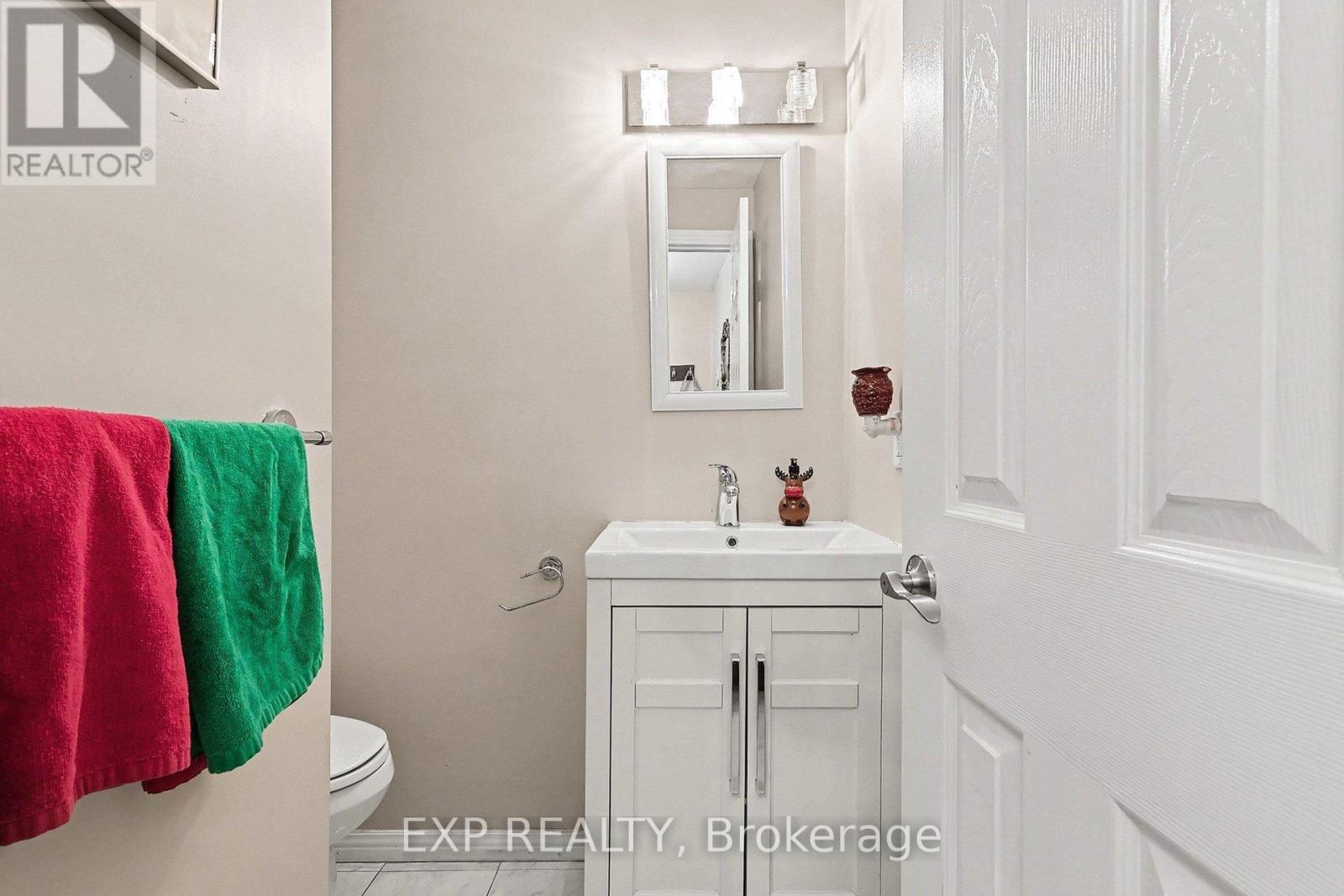 15 WEDGEWOOD CRESCENT