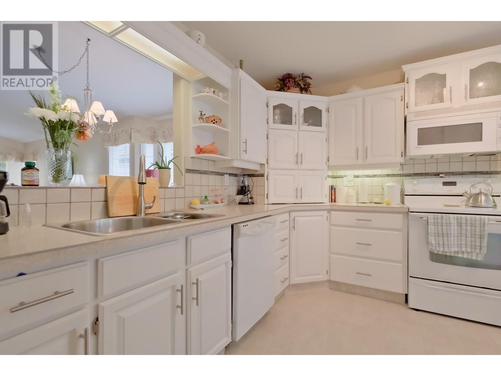 801 Comox Street Unit# 126