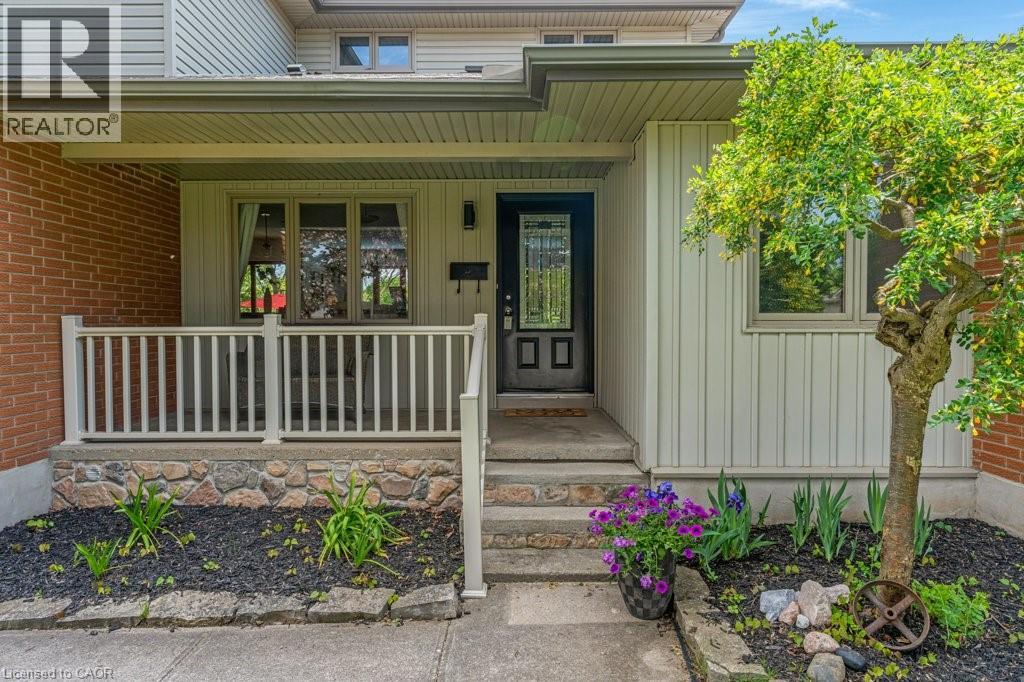 26 ESTHER Avenue