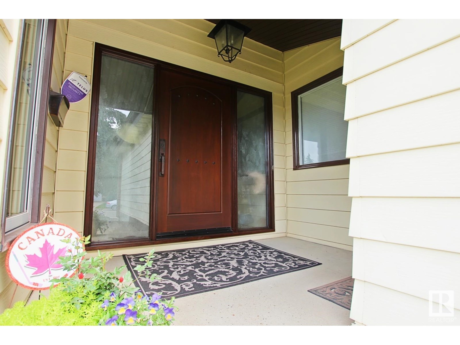 14714 45 AV NW
