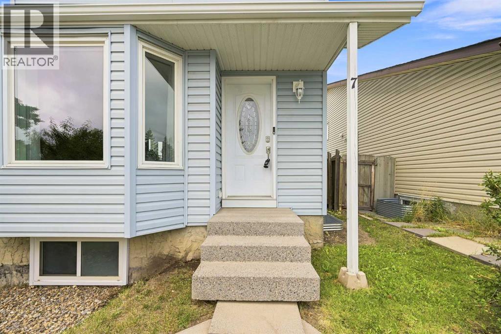 7 Falshire Close NE