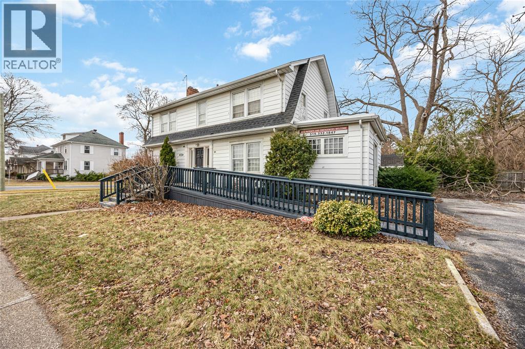 227 MITTON STREET North