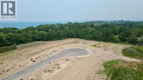 3411 FOUR ELMS COURT Plympton-Wyoming ON N0N1E0