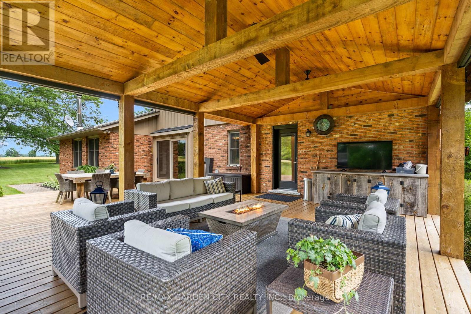 809 KILMAN ROAD